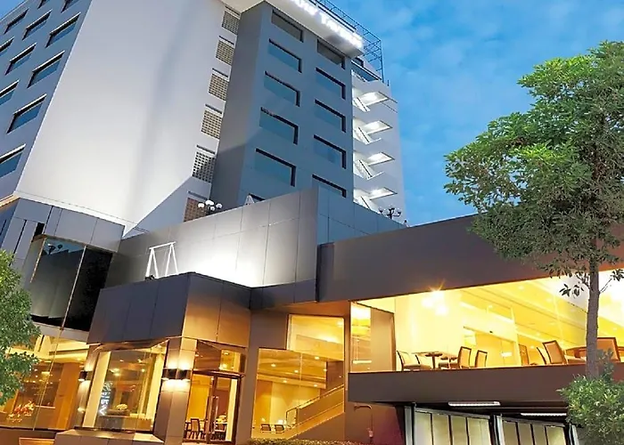 Louis Tavern Hotel