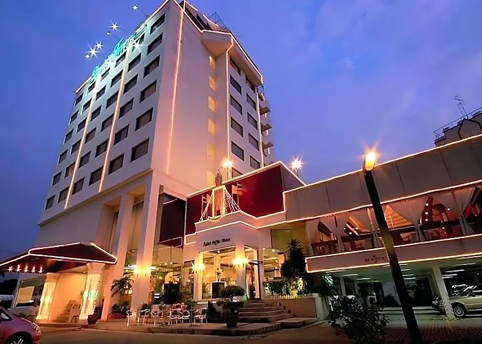 Louis Tavern Hotel Bangkok