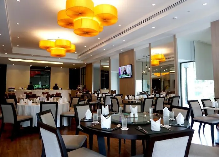 Hotel Louis Tavern Bangkok
