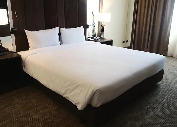 Louis Tavern Hotel Bangkok