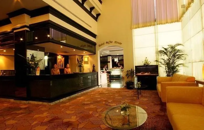Hotel Louis Tavern 3*